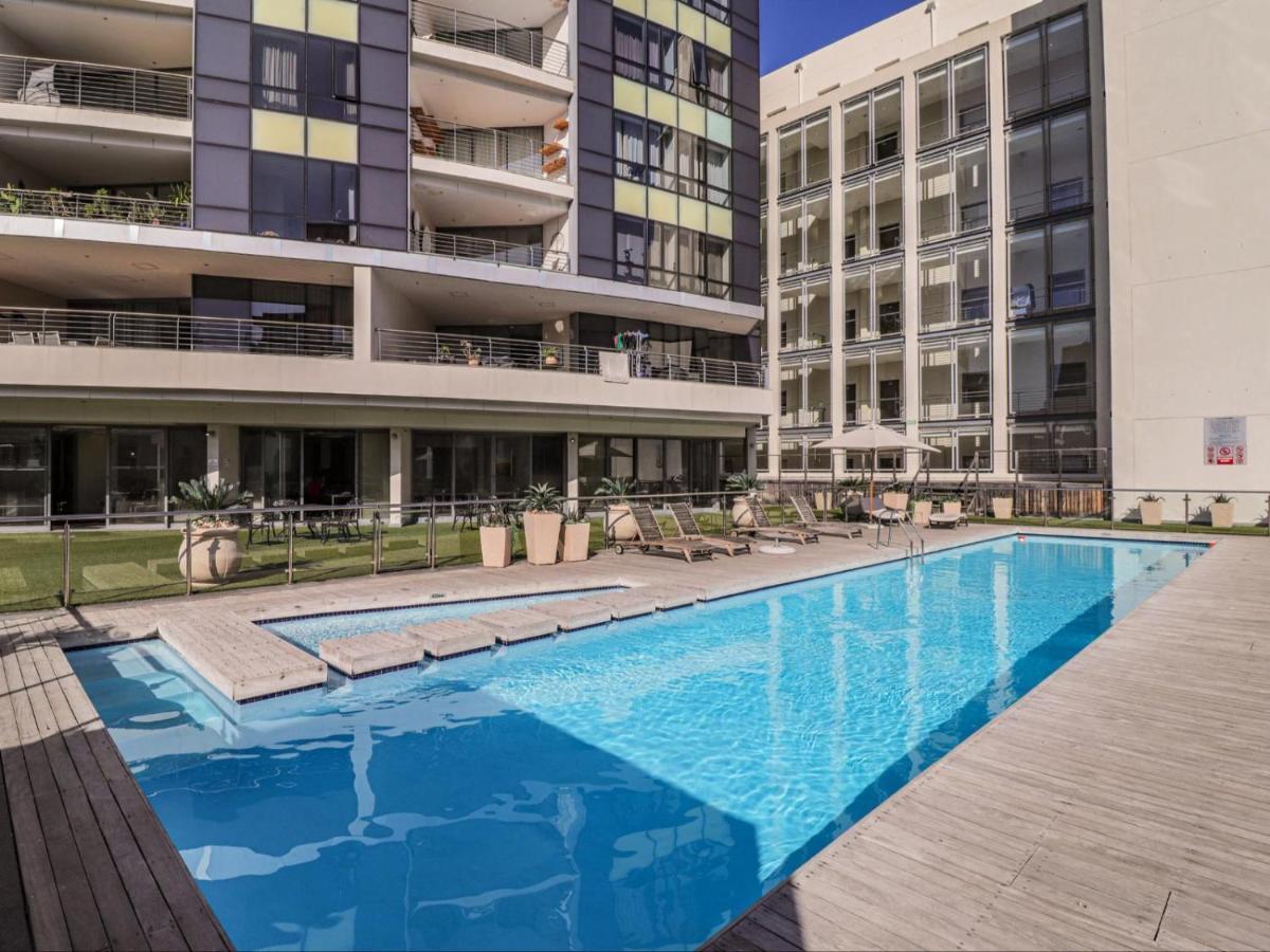 Mandela Place Apartment เคปทาวน์ ภายนอก รูปภาพ